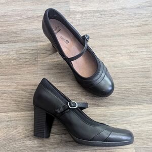 Clarks Collection Cushion Black Leather Mary Jane Heels Women Size 7